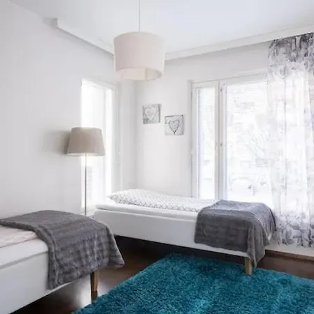 Large 3br For 10 Sauna Park View Near Center *