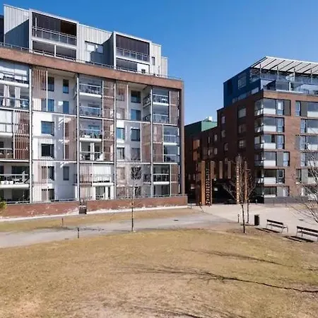 Large 3br For 10 Sauna Park View Near Center Appartement *