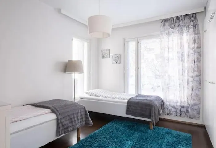 Large 3br For 10 Sauna Park View Near Center *