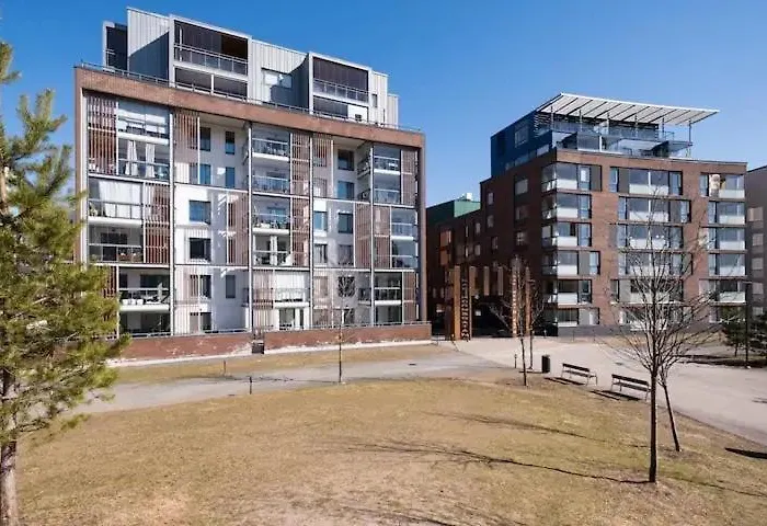 Large 3br For 10 Sauna Park View Near Center Apartment *